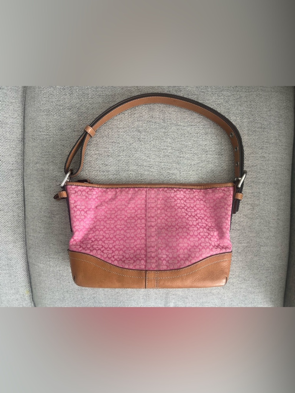 Coach vintage y2k pink signature soho hobo shoulder bag